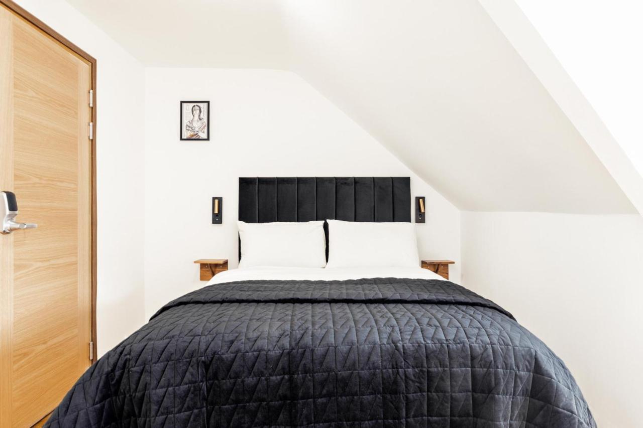 Cambridge House Hotel Ngoại thất bức ảnh
