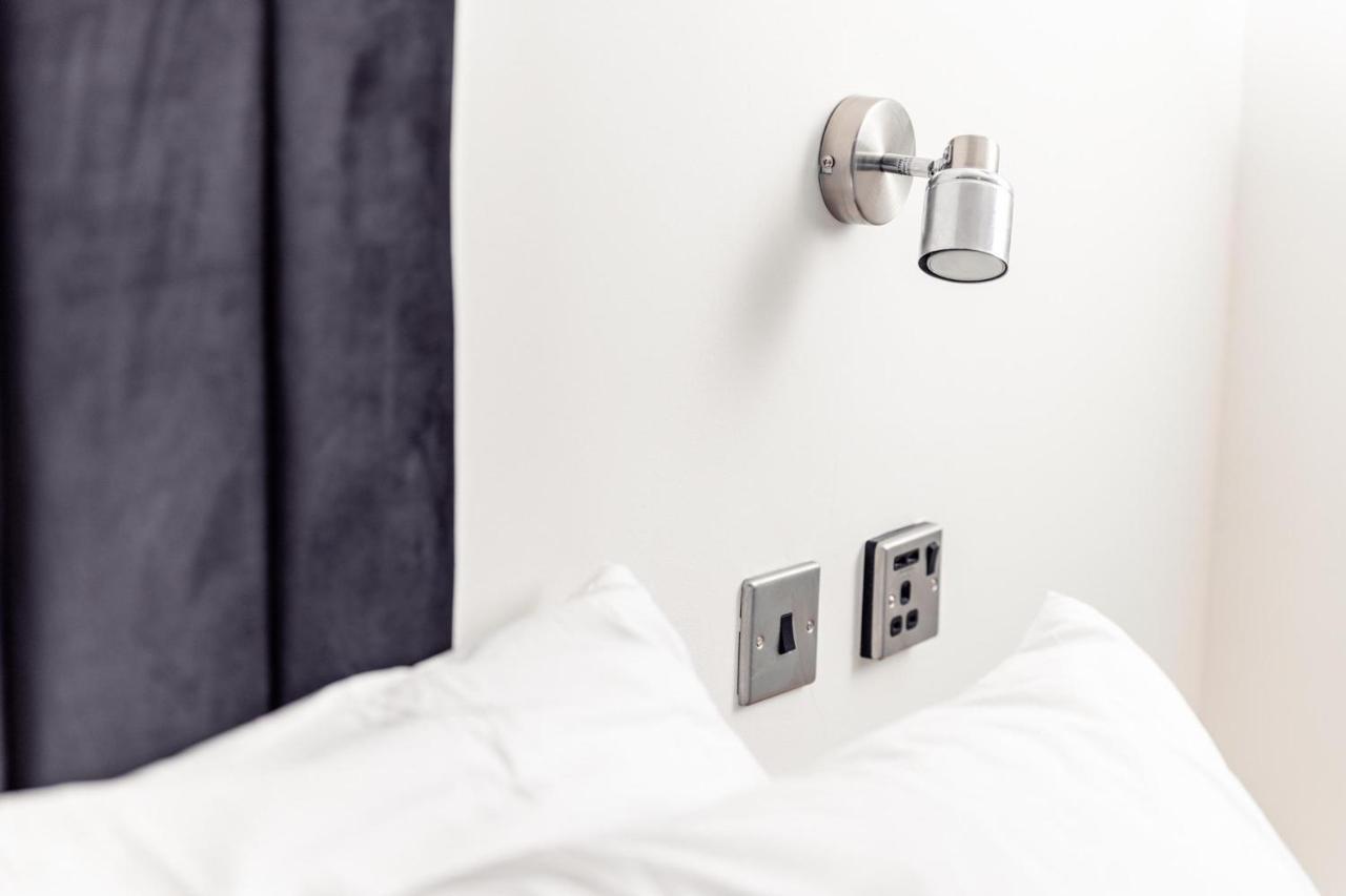 Cambridge House Hotel Ngoại thất bức ảnh