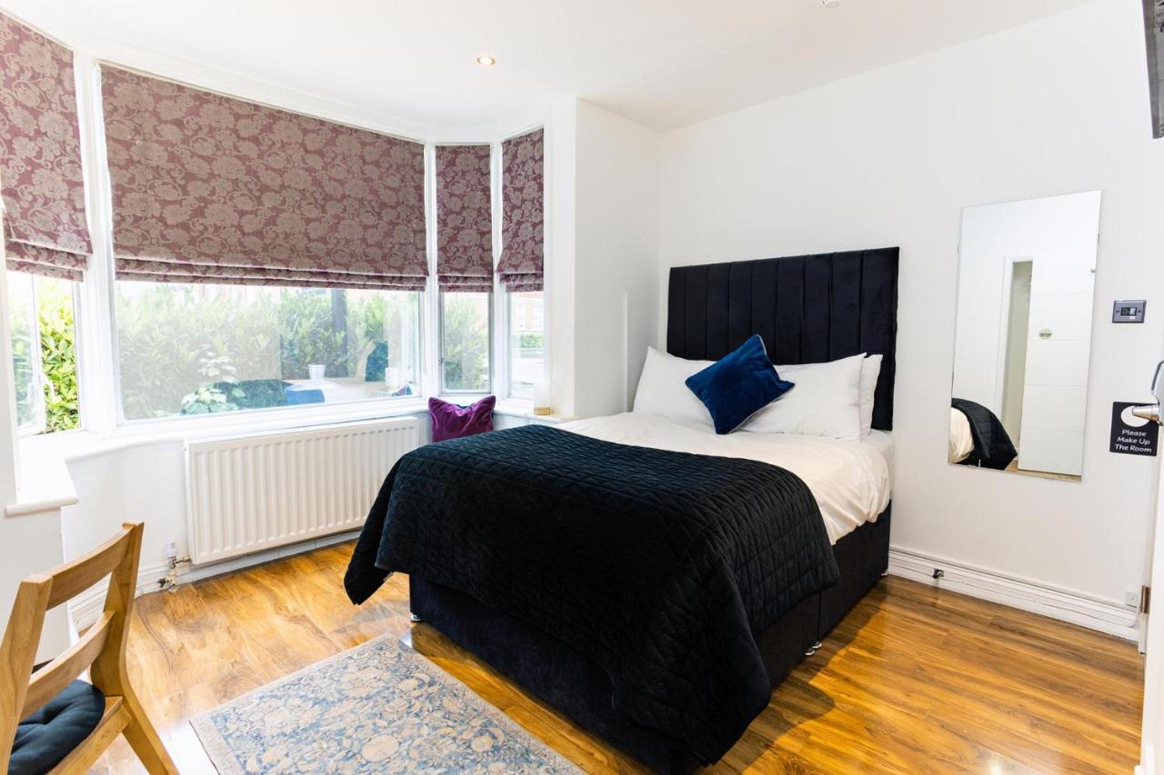 Cambridge House Hotel Ngoại thất bức ảnh