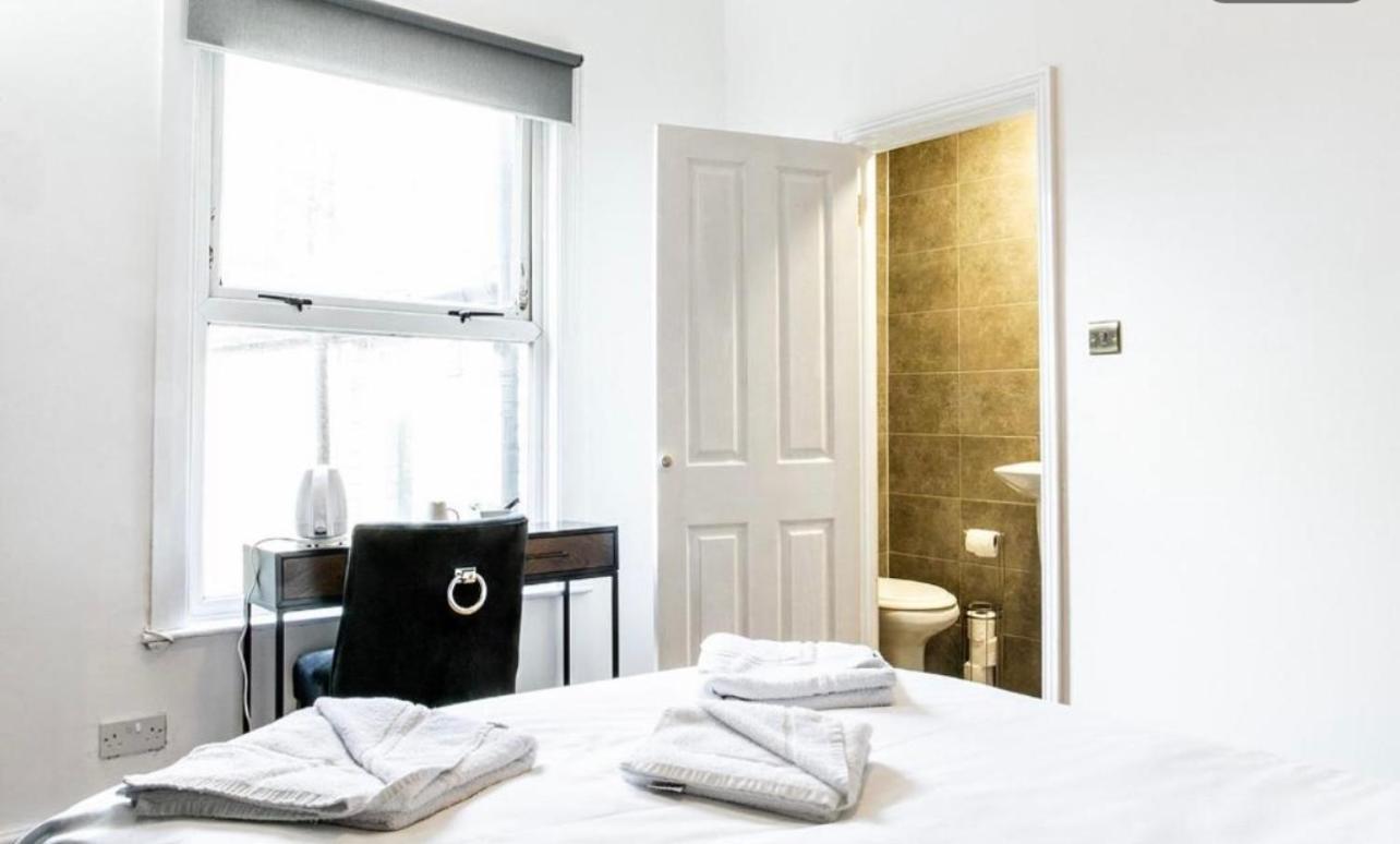 Cambridge House Hotel Ngoại thất bức ảnh